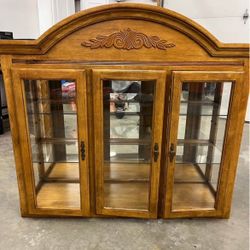 Beautiful Oak Cabinet/Hutch Top