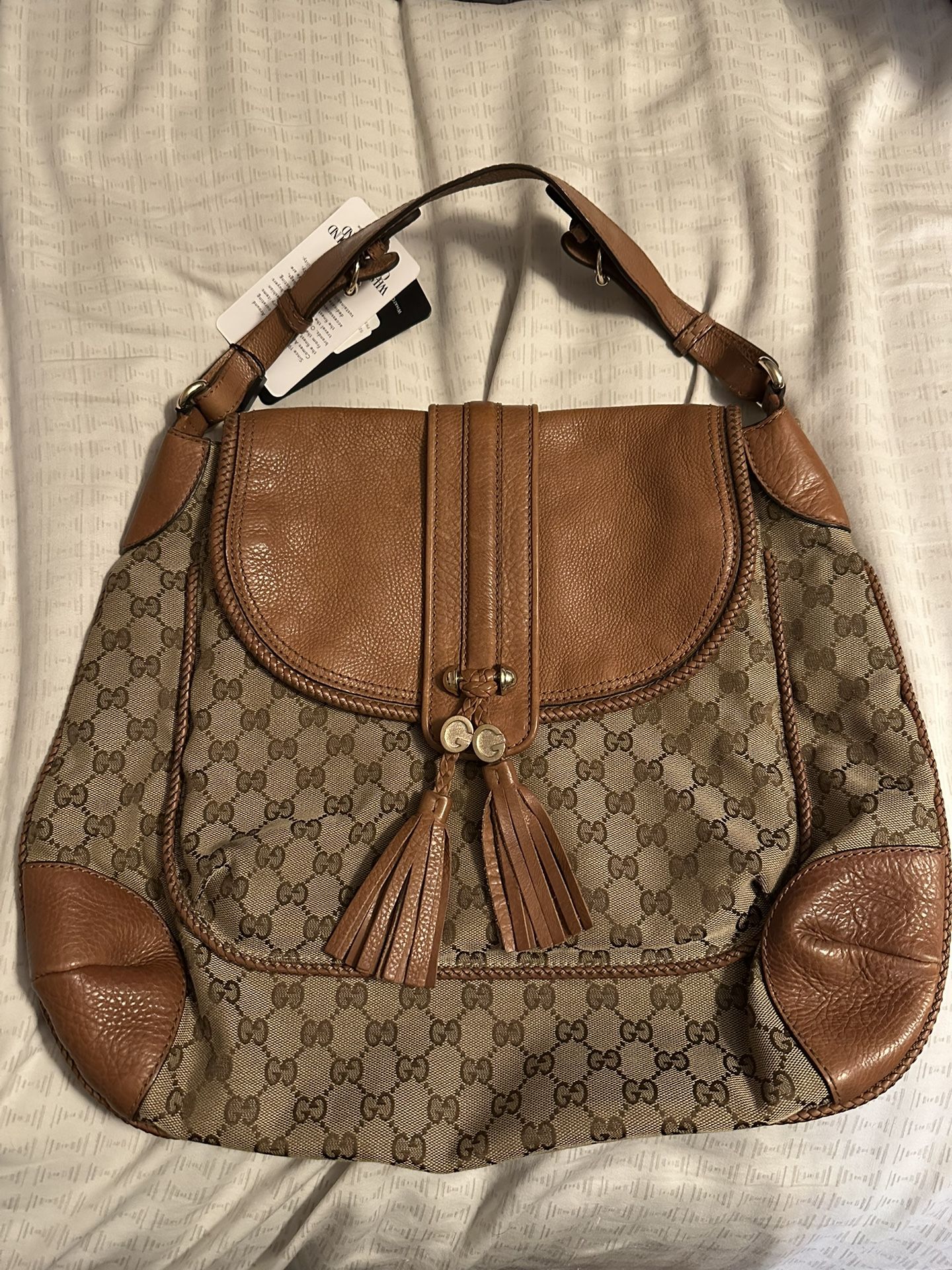 Authentic Medium/Large Gucci Bag