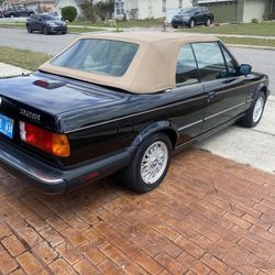 1990 BMW 325i