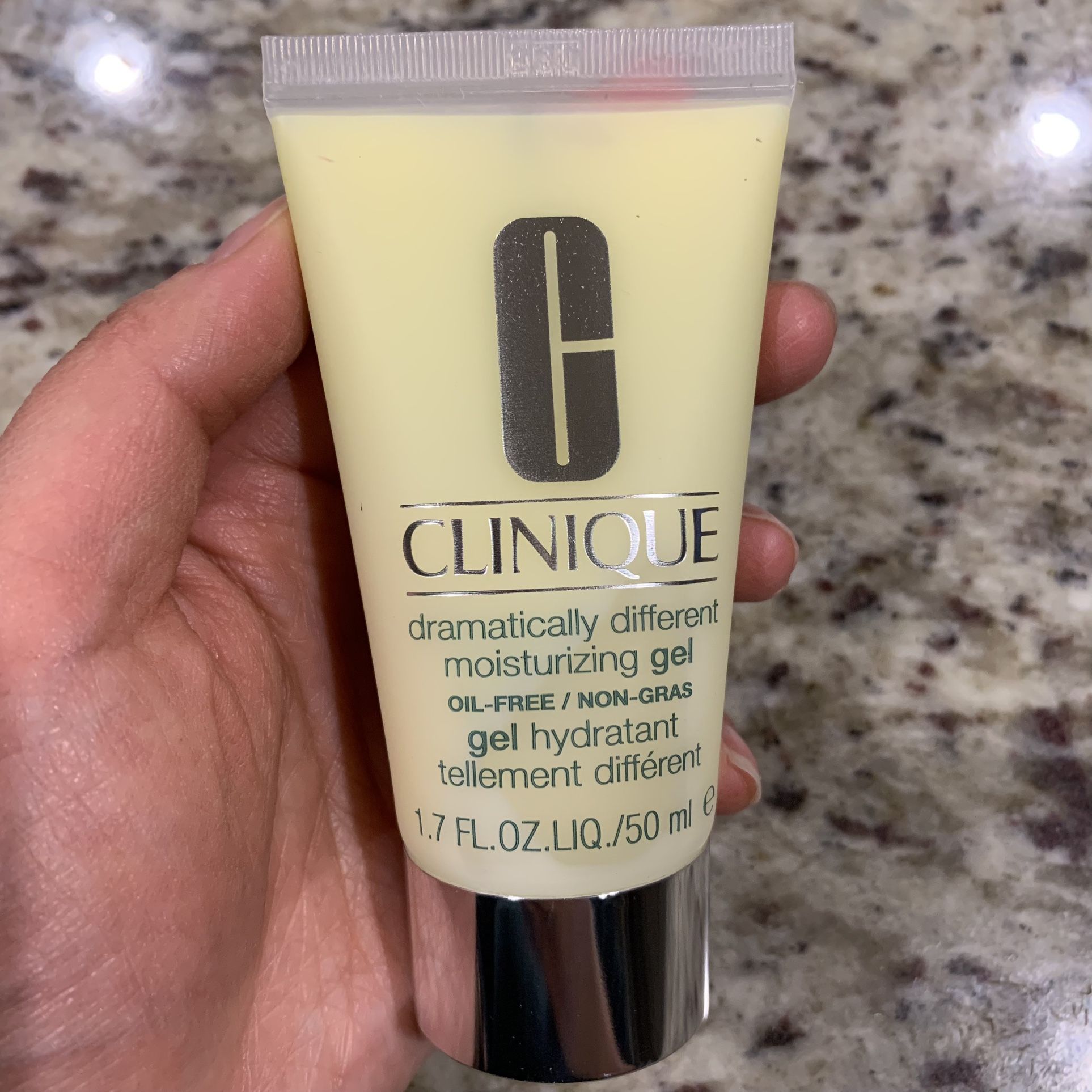 New CLINIQUE Dramatically Different Moisturizing GEL Oil-Free 1.7oz/50mL