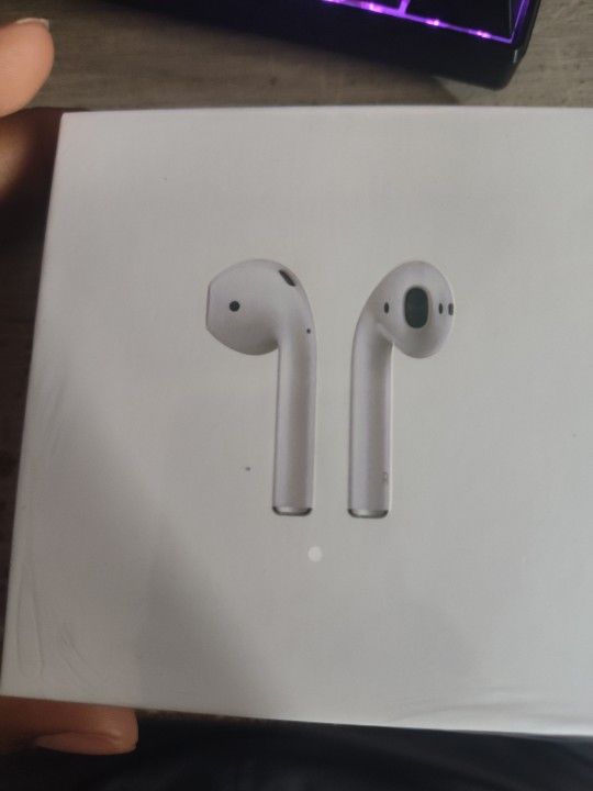 Airpod Pros Wireless And Water Proof They Our Small And Compactable They Weigh Less Then A Pound Out The Boxs
