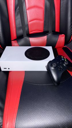 Xbox Series S w/ Controller