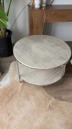 Round coffee table