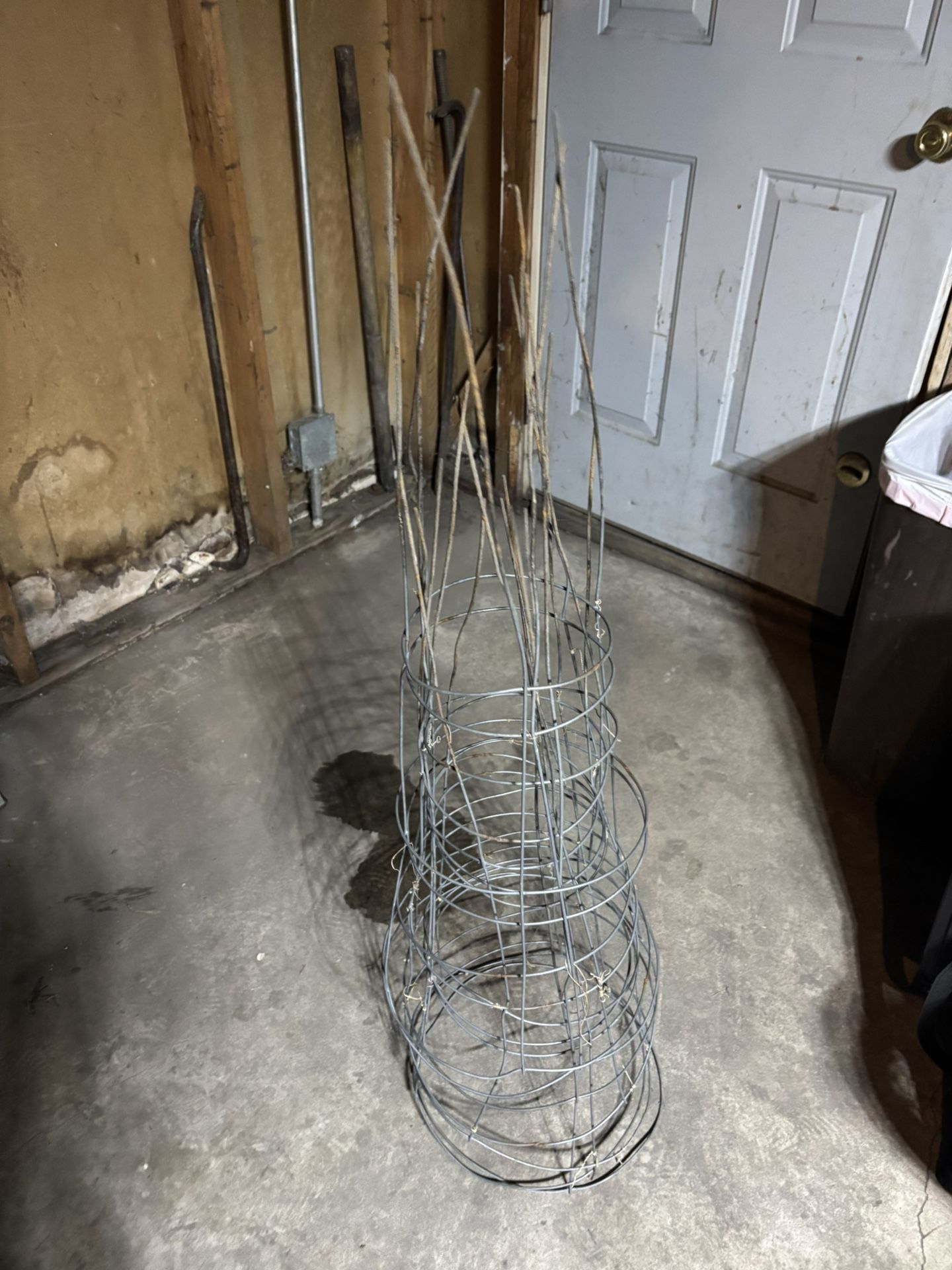 Tomato Garden Stands