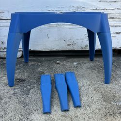 Raised Pet Feeder