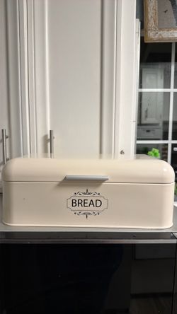 Bread box