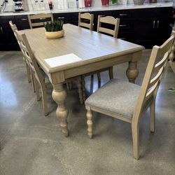 Dining Table Set