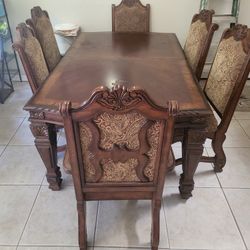 6 Chair Wooden Table.