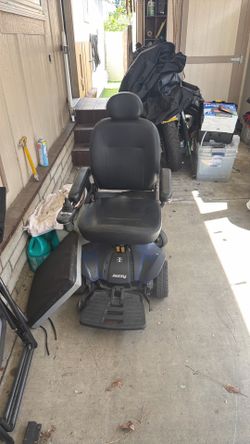 Electric wheel chair