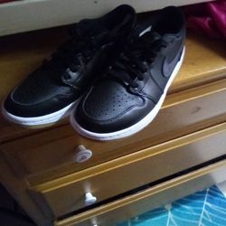 low Nike Dunk Golf