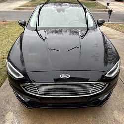 2018 Ford Fusion Hybrid Sedan