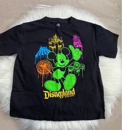 Disneyland  Resort Mickey Mouse Kids Graphic T-Shirt size 6