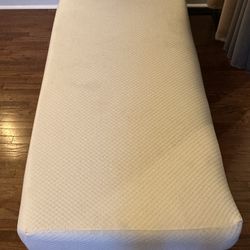 1 Person Size bed (15 Dollars)
