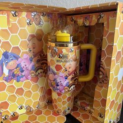 Winnie The Pooh 40oz Stanley 
