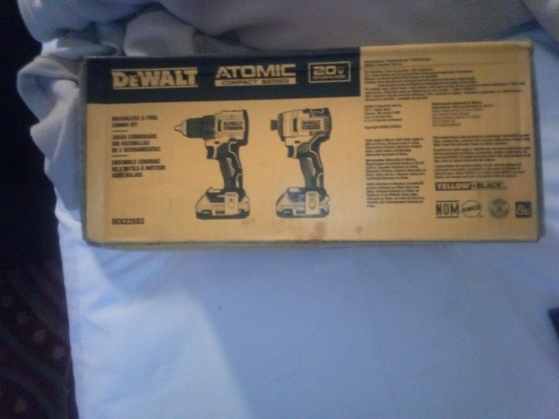 DeWalt Atomic Compact Series