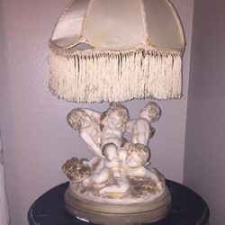 Antique Big cherub living room lamp vintage