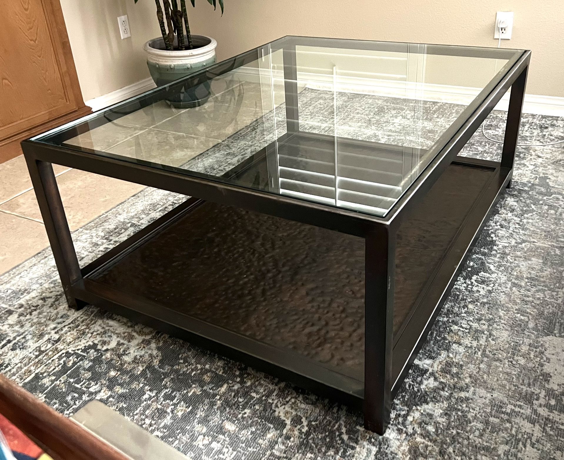 Kolkka Pisa Table