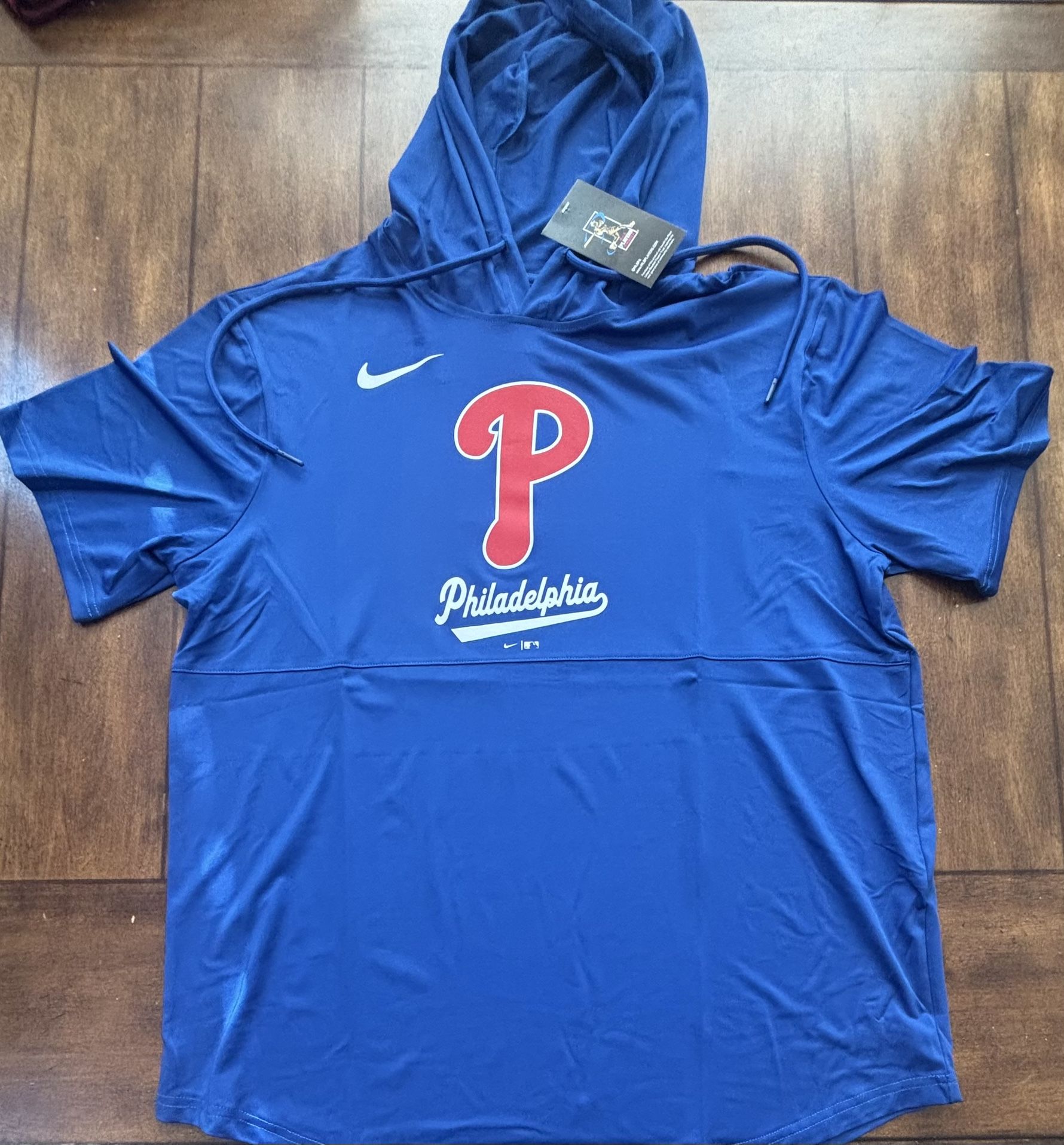 Philadelphia Phillies— Dri Fit Short Sleeved Hoodie — Size XL NWT