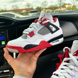 Jordan 4 Fire Red 
