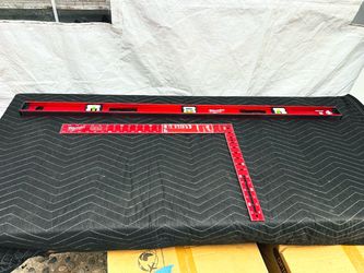 16" x 24" aluminum carpenter's square and 48-inch I-beam magnetic level