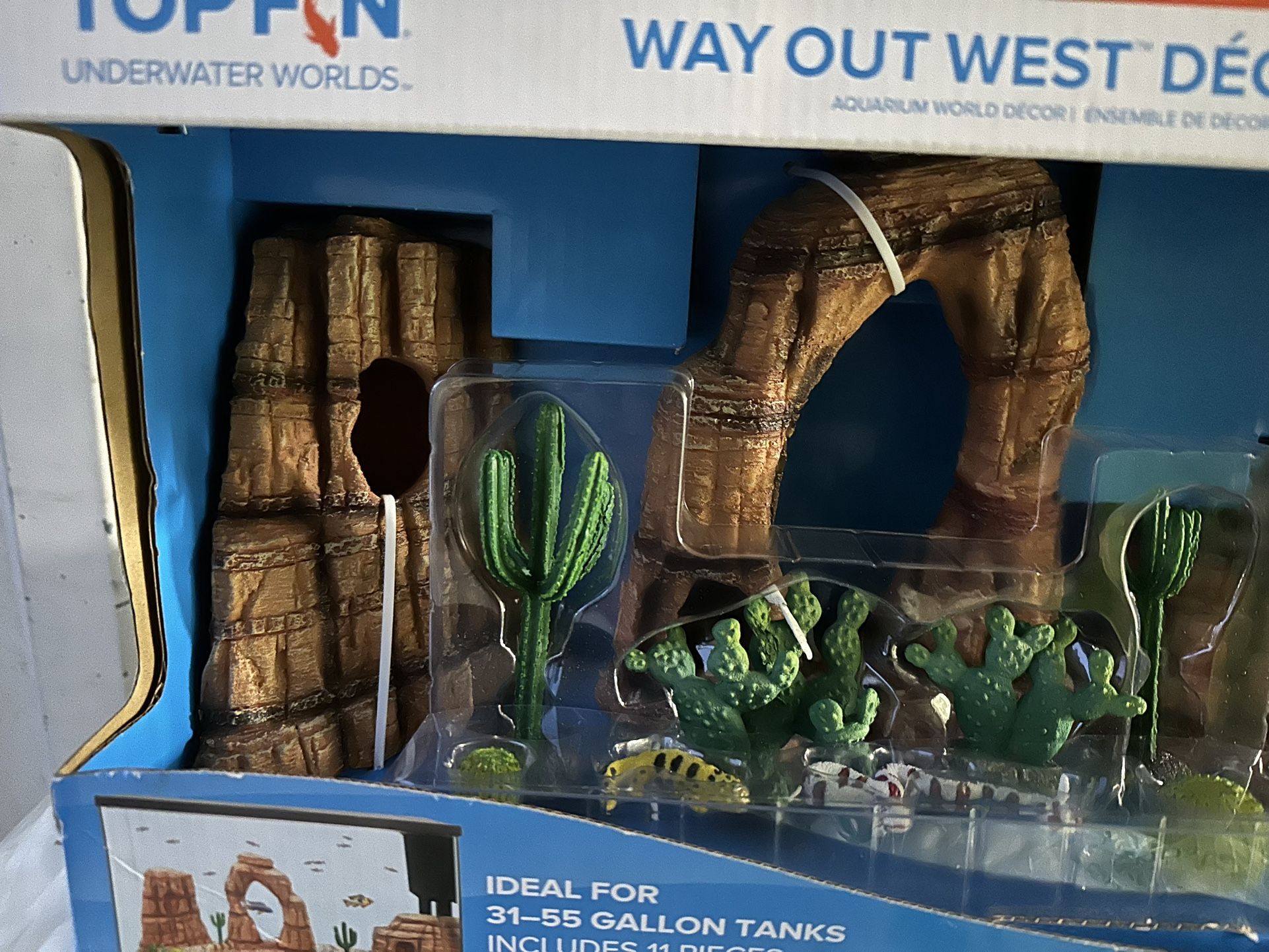 New In Box Top Fin Way Out West Decor Pack Good For 31-55 Gallon Aquariums $105 Value