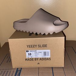 Yeezy Slide Pure (first release)  Size 10 