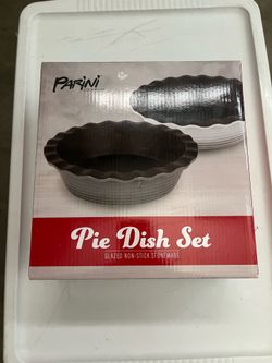 PIE DISH SET $10