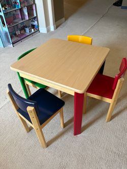 Kids Wooden Table and 4 Chairs Set