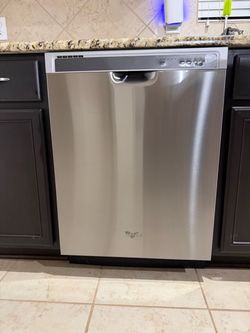 Whirlpool Dishwasher