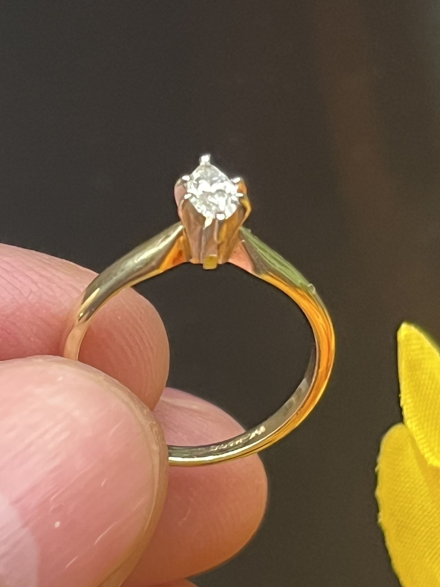 14K GOLD NATURAL DIAMOND VVS1 SOLITARY MARQUIS .30TW SIZE 6