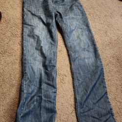 Straight Leg Levi's Size 28