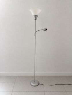 IKEA stand light