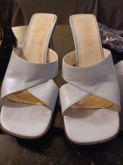 Women's shoes size eight mulight blue color