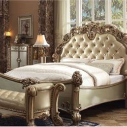 Acme Vendome Dedroom Set In Bone Gold $1200 For All