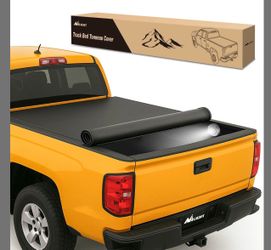 2007-2013 Chevy Silverado GMC bed cover 6.5 ft.
