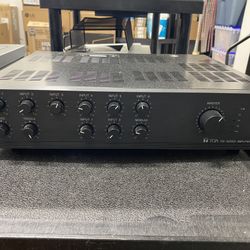 Amp TOA A-724  240 Watt Integrated  Mixer Amp 