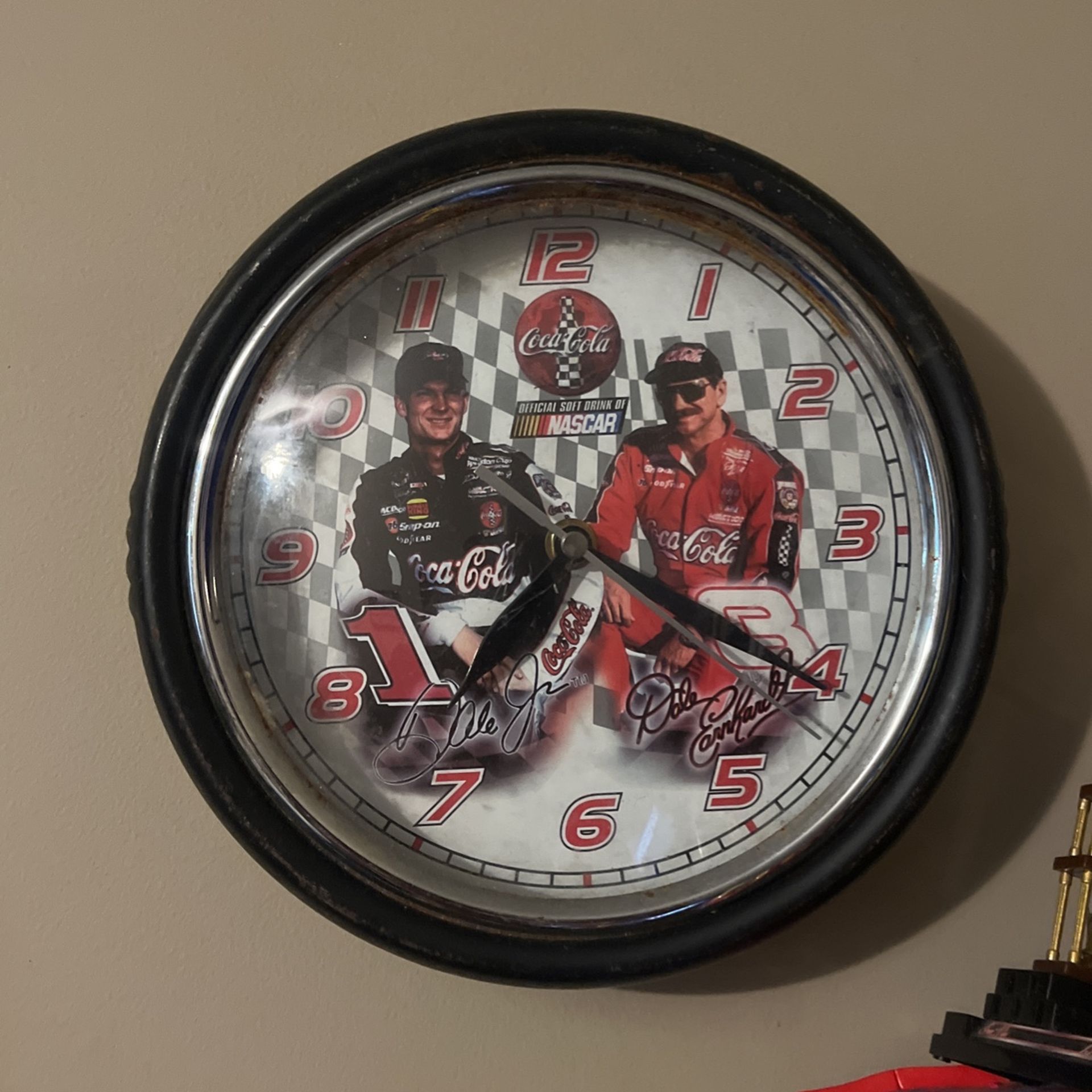 Earnhardt Clock
