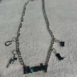 Howdy Necklace 