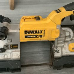 20V MAX XR Cordless Brushless Deep Cut Band Saw (Tool Only) DCS374