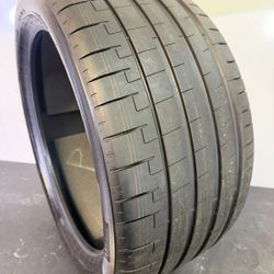 V702  325 35 23 111Y  Pirelli Pzero One used tire  95% life 