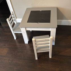 Toddle Table With 2 Chairs