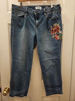 Sonoma Embroidered Capri Jeans