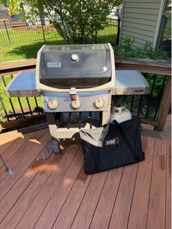 Weber Grill with Griddle Insert