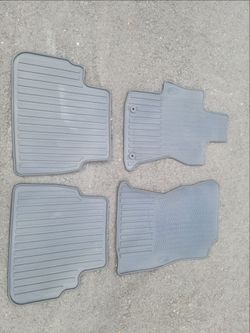 2017  Subaru Crosstrek / impreza floor mats