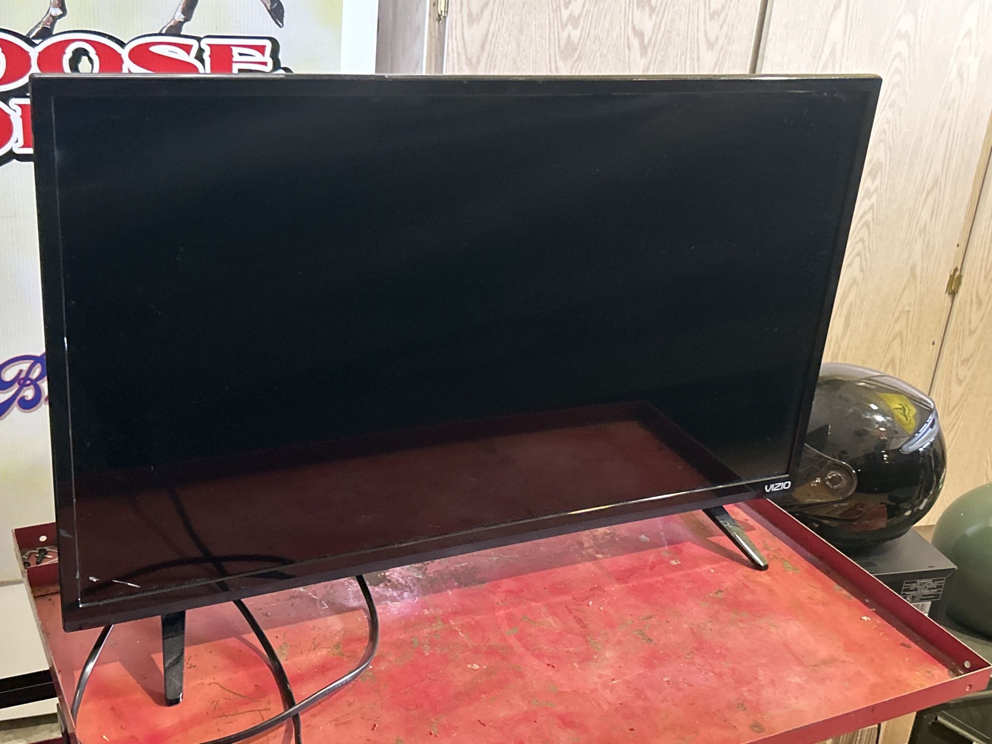 VIZIO 32” Flat Screen TV -64th St & Bell