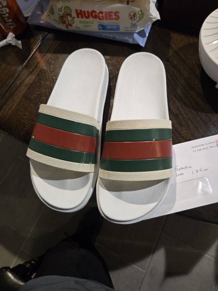 Gucci Sandles