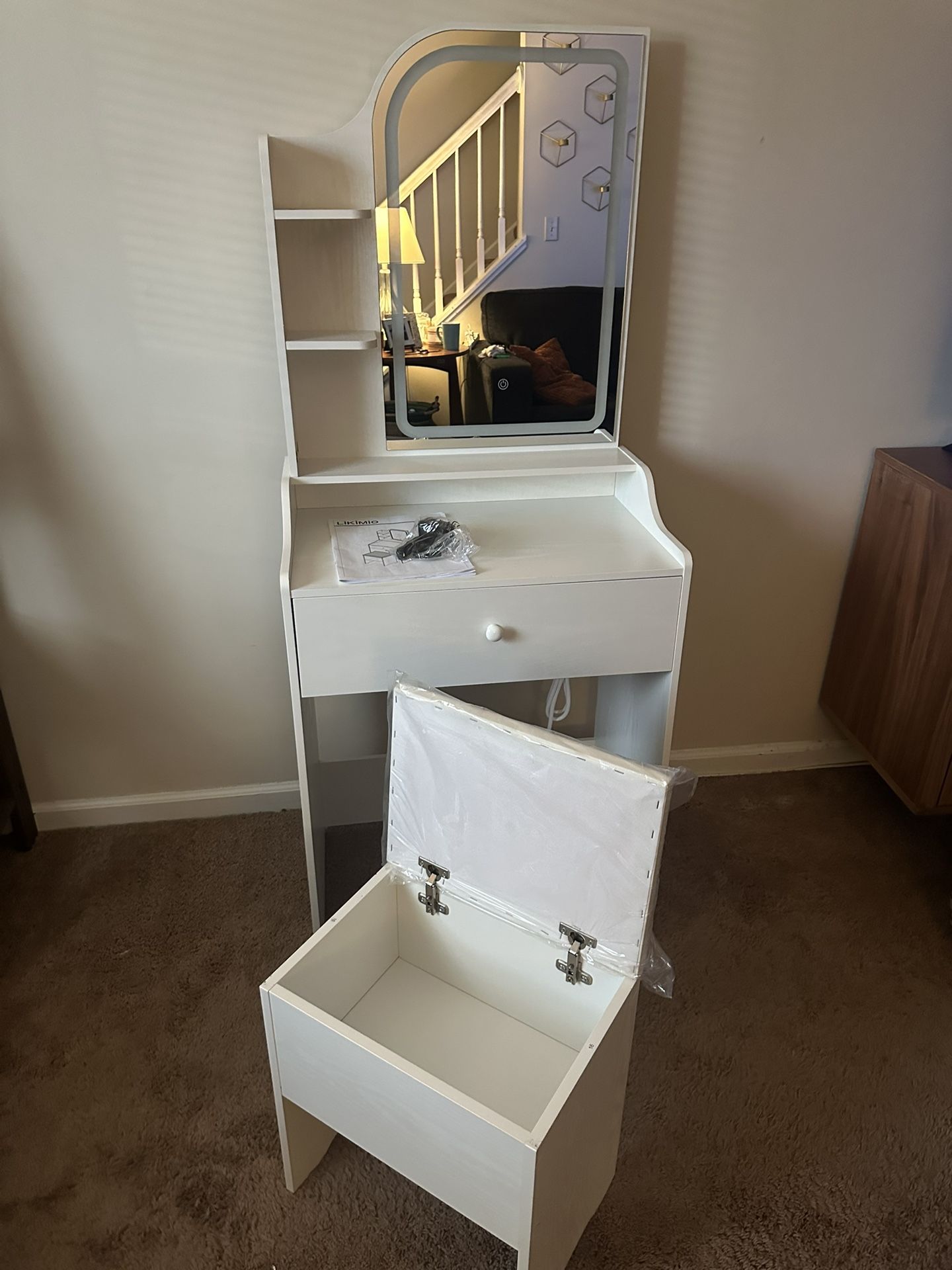 Vanity Table Set with Storage Stool