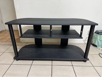 FREE TV console