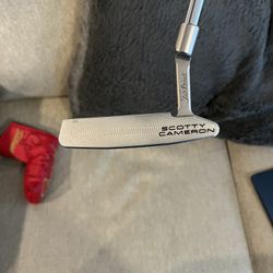 Scotty Cameron Newport Select 