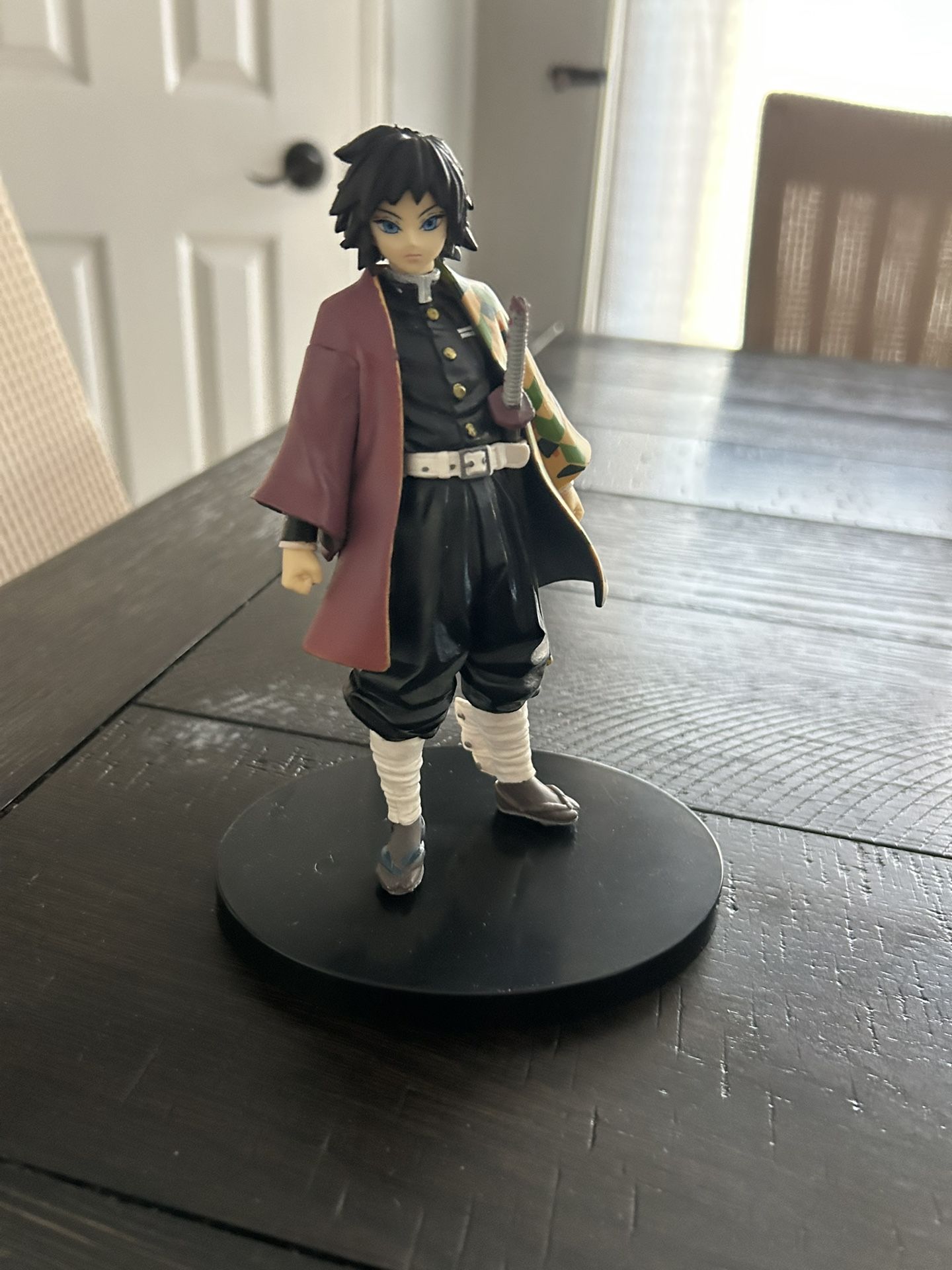Demon Slayer Tomioka Giyu Figure
